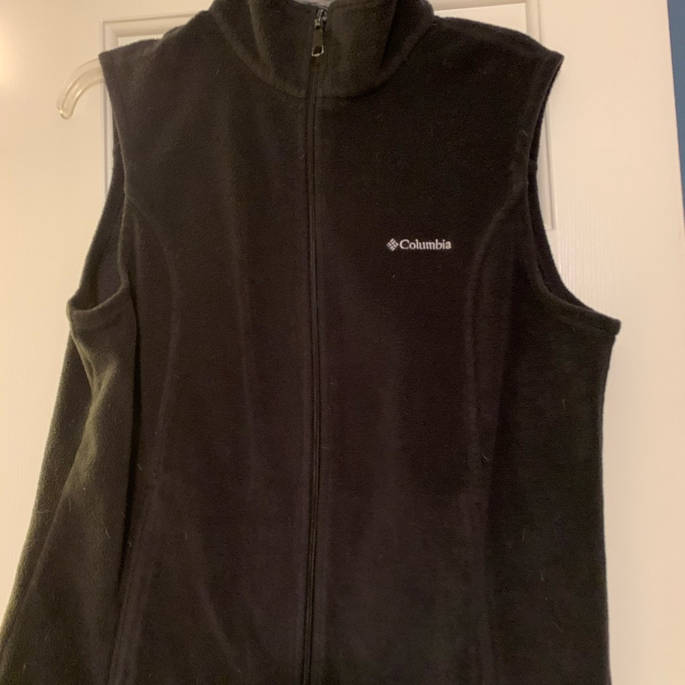 Columbia Men’s Black Fleece Vest Large